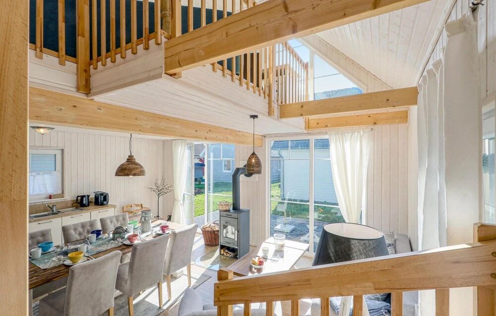 2 Bedroom Amazing Home In Zerpenschleuse