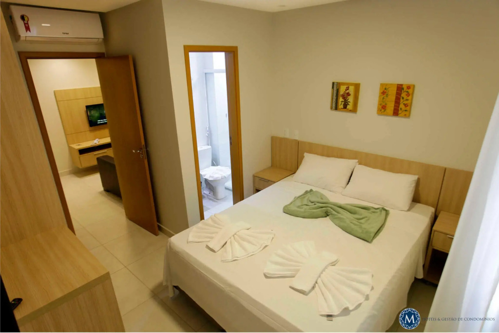 Everest Flat Service