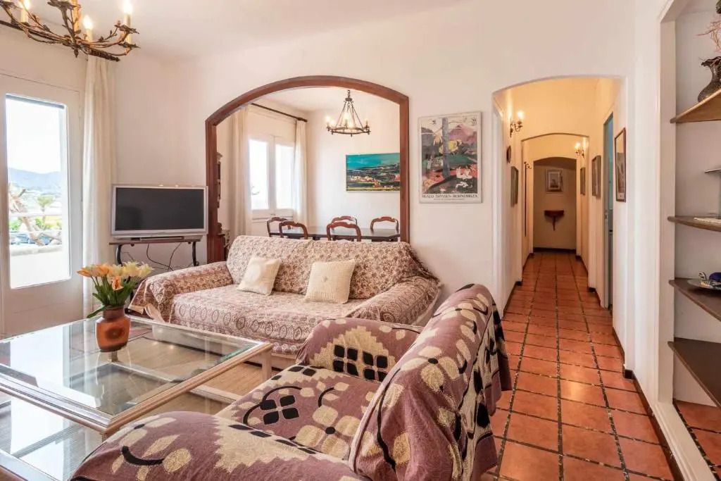 PORT DE LLANÇÀ 31 apartamento con vistas al mar