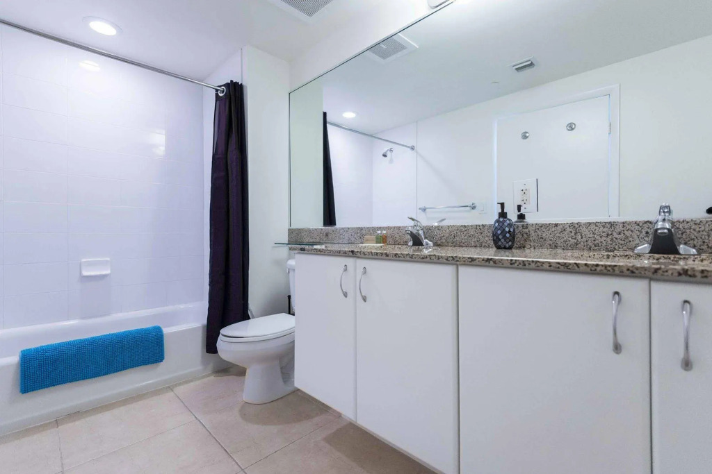 Dharma Home Suites Brickell Miami at One Broadway