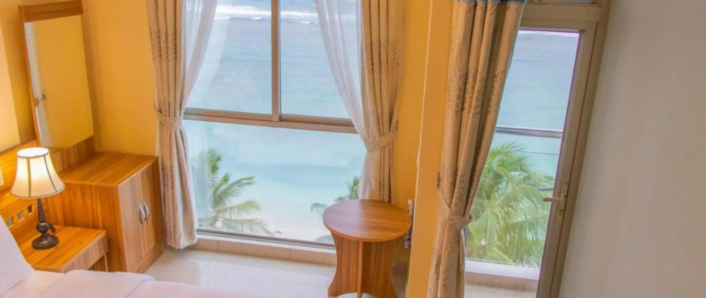 Wavefront Inn