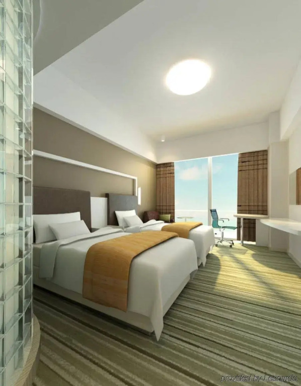 Holiday Inn Express Shanghai Nanhuizui