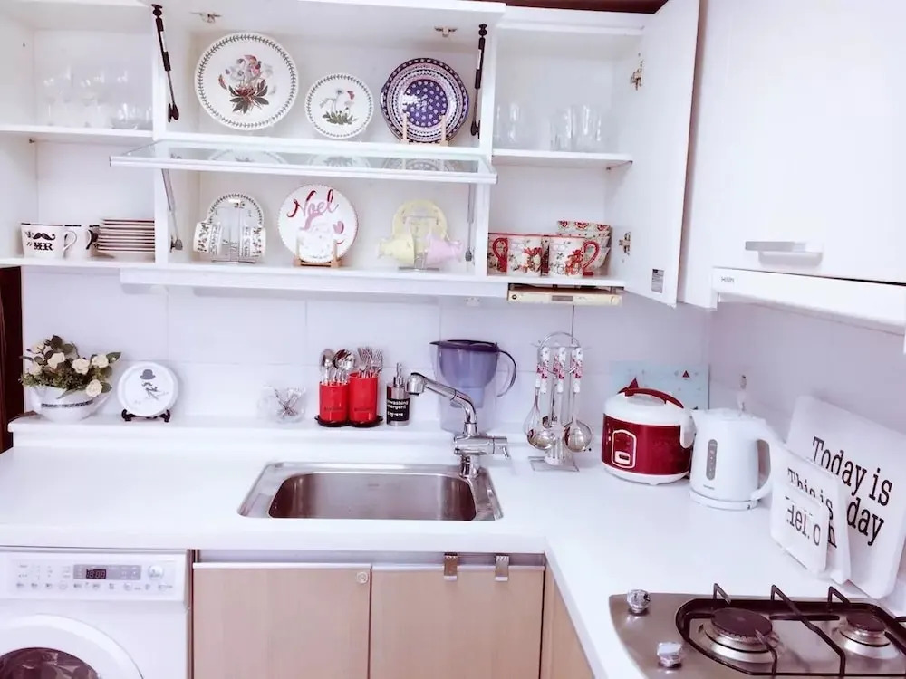 Lee Apartment 1