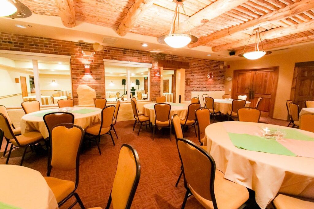 Table Mountain Inn