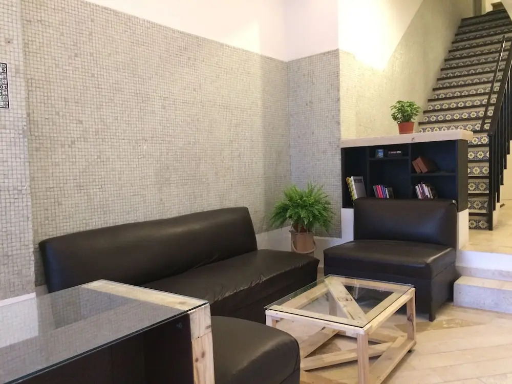 Suites 201