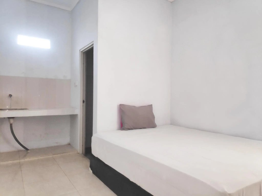 SPOT ON 90962 Sedana House