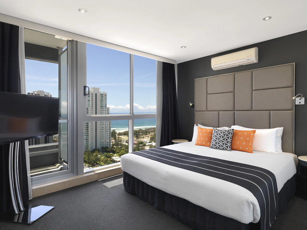 Meriton Suites Broadbeach