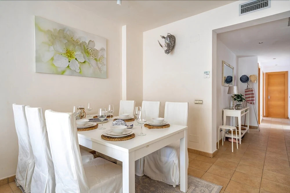 Ground Floor Terrace Apartment in Alamar Ref 31