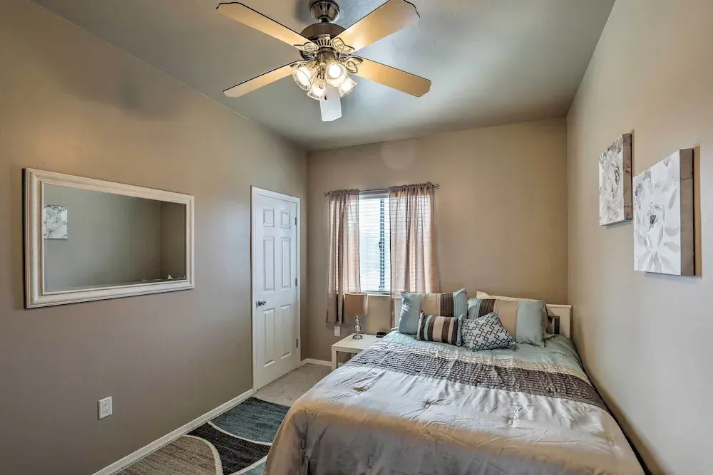 Tucson Home w/ Wraparound Balcony, Walk to U of A!