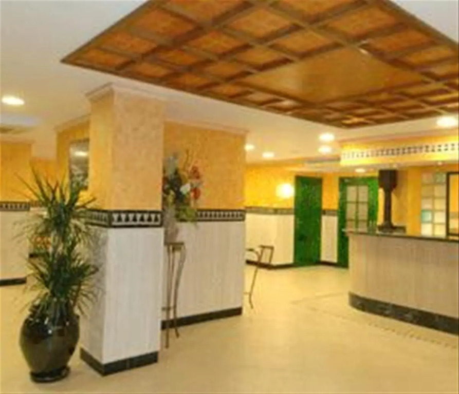 Hotel Noy