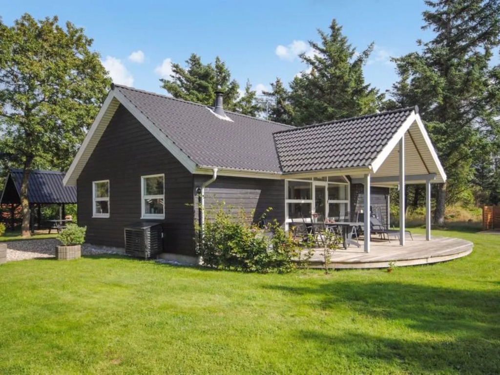 "Leifarne" - 700m from the sea in NW Jutland