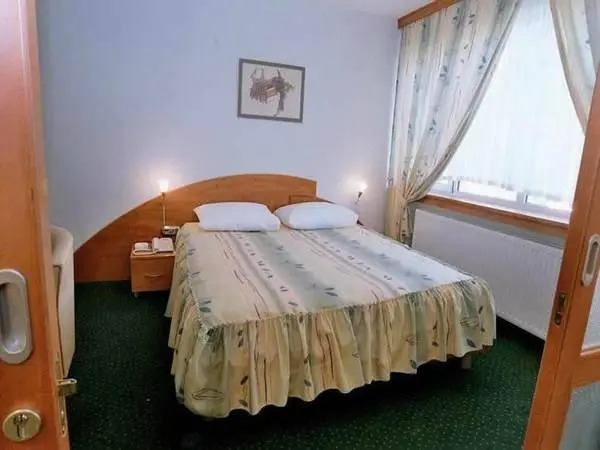 Hotel Ada