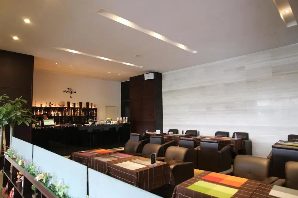 Hangzhou Pinjiang Business Hotel