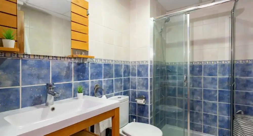 Apartment - 3 Bedrooms with WiFi - 107877