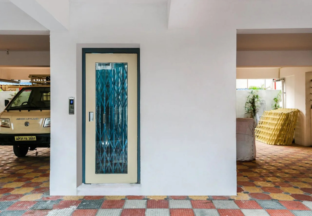 Hotel Naidu Grand by OYO Rooms