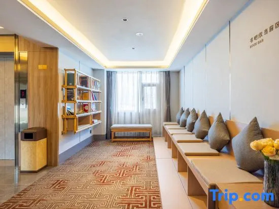 Kunming Guandu Muyunpan Garden Resort Hotel (Hai Le World Shijicheng Changhong West Road Branch)