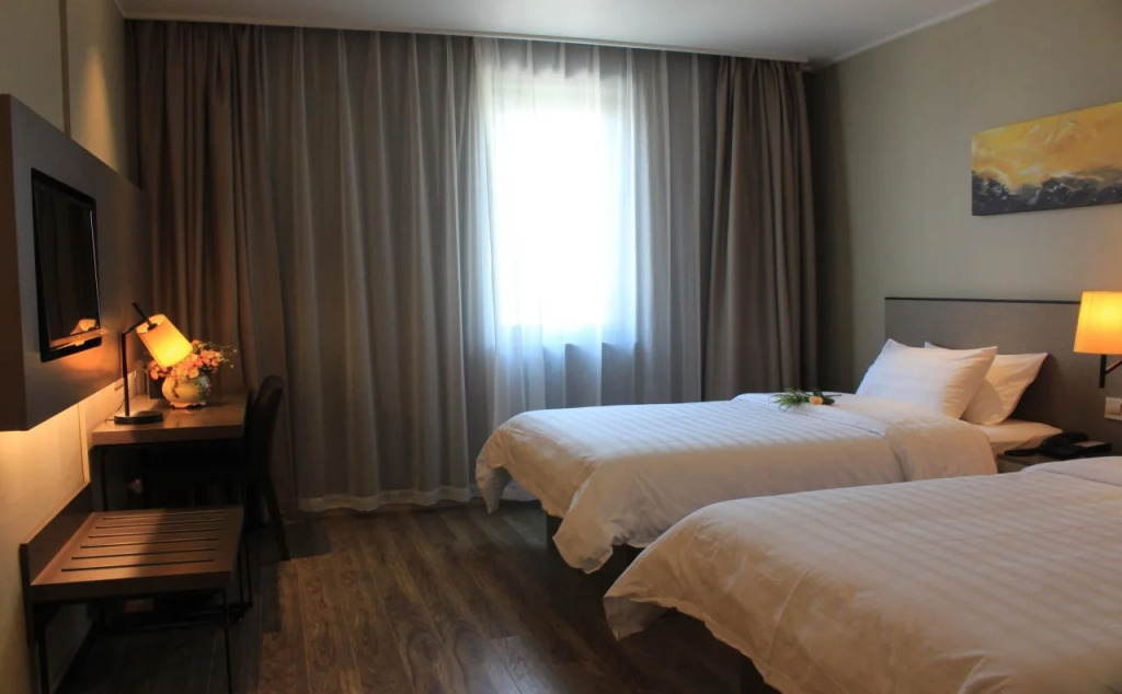 Home Inn Shanghai Pudong Airport Chuansha Subway Station