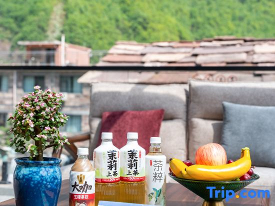 Linzhou Zhenshi Renjia Homestay (Taihang Grand Canyon Shibanyan)