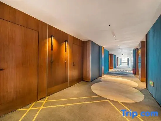 Tianlongwan Yiyue Hotel（Nanning Guangxi University Branch）