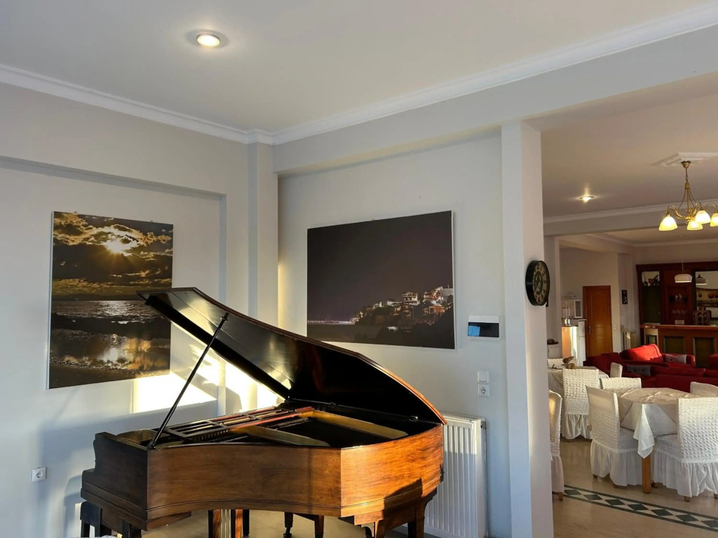 Brati Beach Hotel