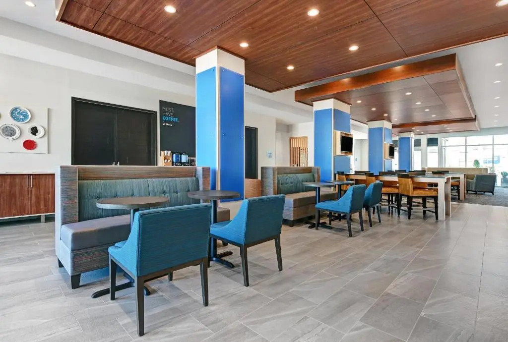 Holiday Inn Express & Suites Memorial - CityCentre by IHG