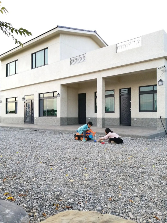 Rural Scenery Villa