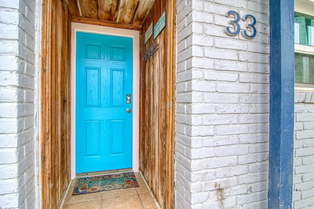 Sol Mate Siv33 2 Bedrooms 2 Bathrooms Condo