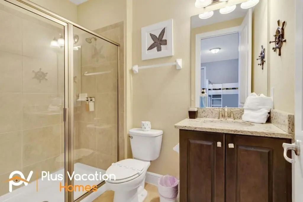 25% Off 8BR Villa wPrivate PoolSpaGame Movie Room