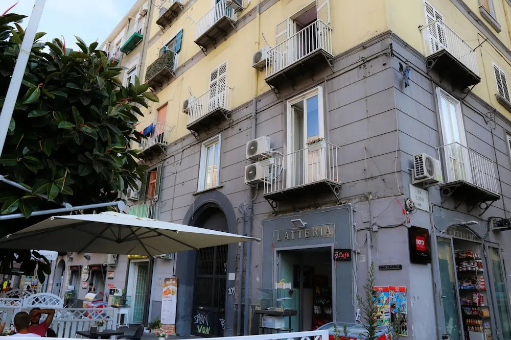 B&B Caracciolo 109