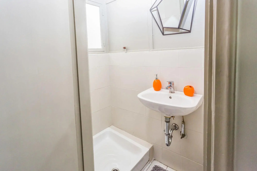 Aris Athens Suites