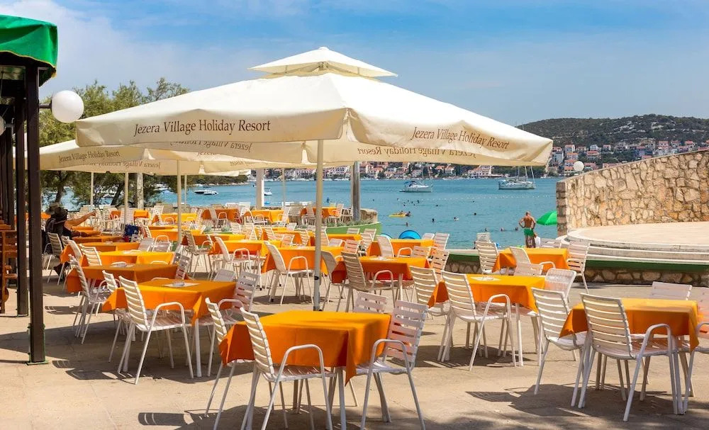 Victoria Mobilehome Camping Jezera Lovišća