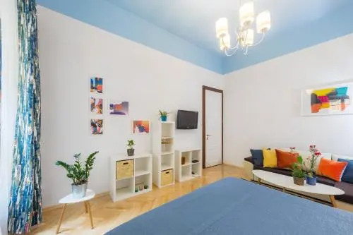Fragola Apartments Pop of Colour