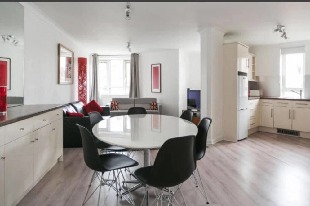 Regents Plaza apartments