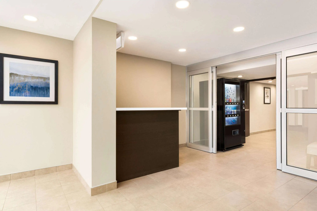 Wyndham Garden Niagara Falls Fallsview