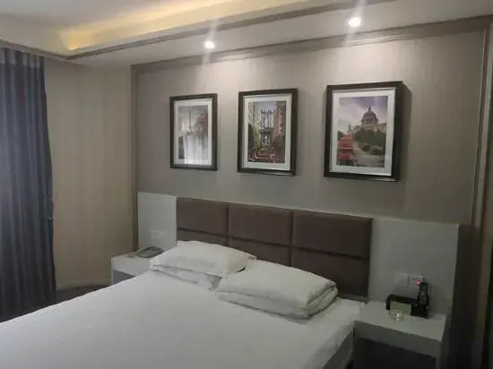 Yingshan New Yaheng Hotel