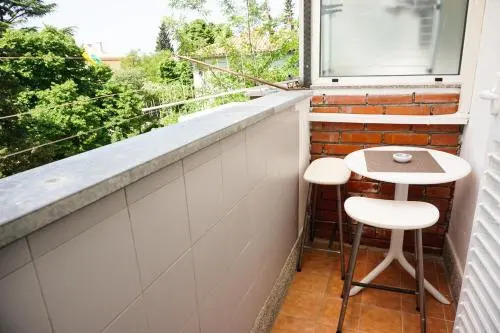 Studio apartment Goga