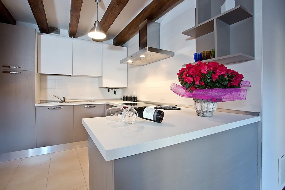 Good Wine Apartments