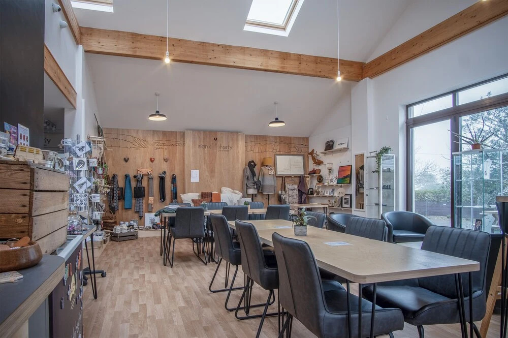 Grove - 1 Bedroom Apartment - Stepaside