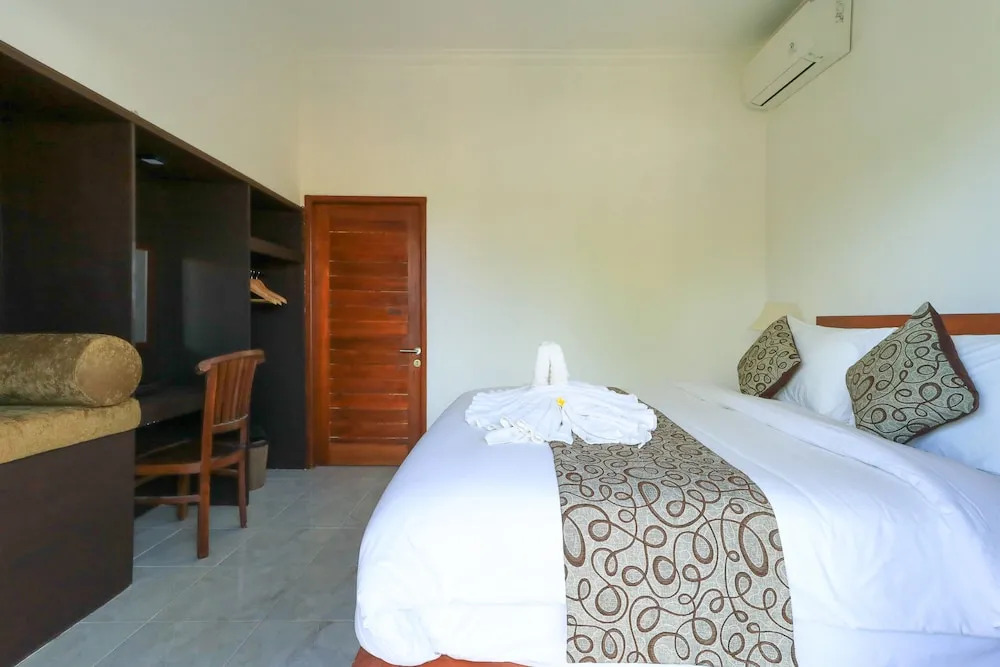 Lembongan Tropical Guesthouse
