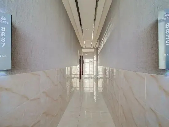 Yuanmou Ruxinjia Hotel Cuiyun Street Branch