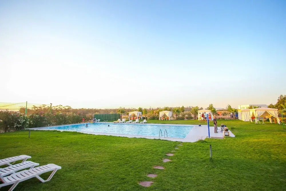 Very Nice Apartment With Pool and Garden