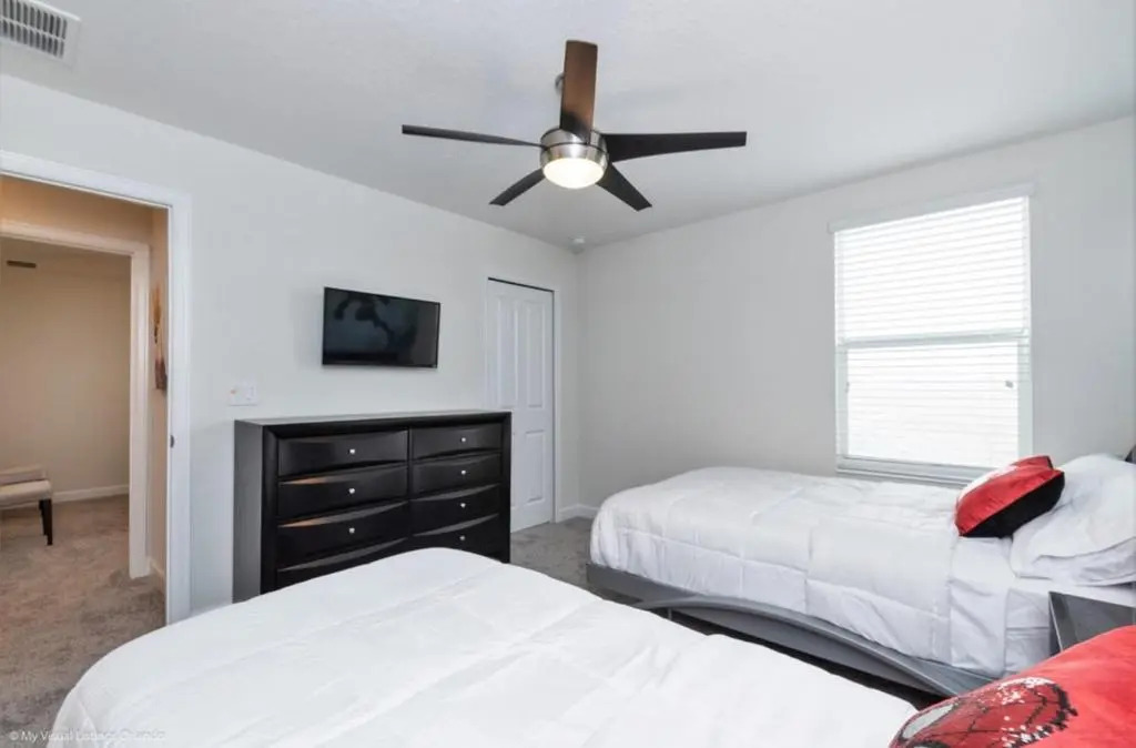 Disney Best Secret 7 Miles To Disney - World - Champion Gates Resort 9 Beds 26 Sleepers Free Water Park
