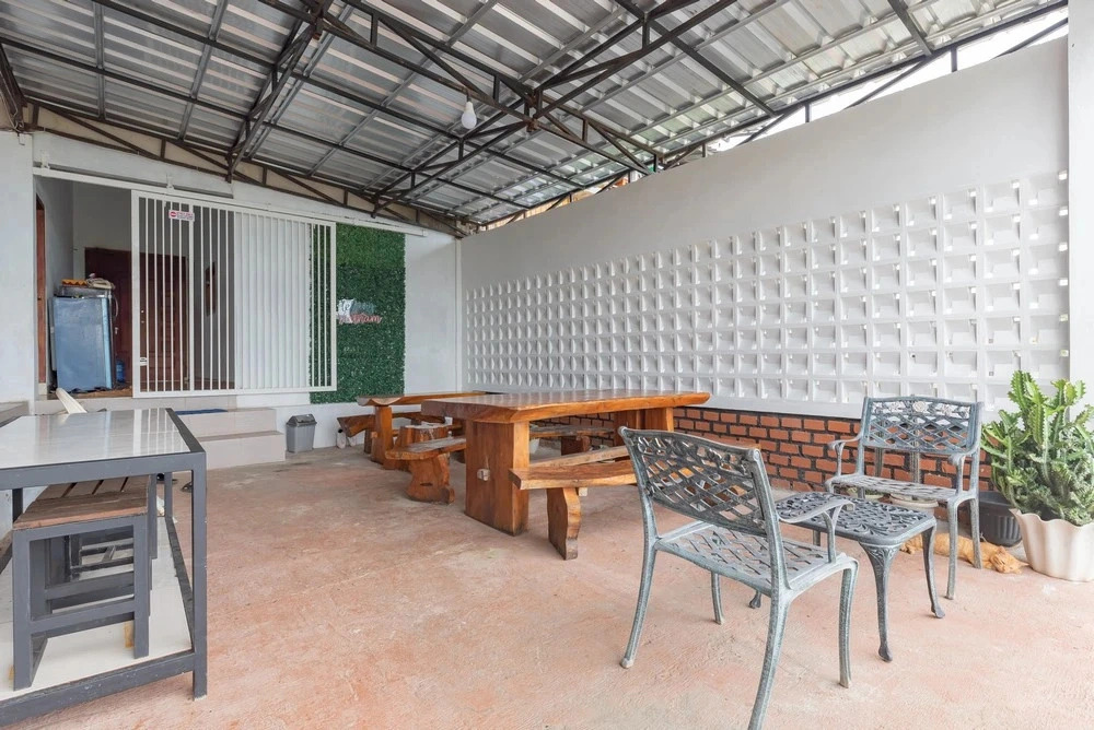 Urbanview Tebing Vietnam Lampung by RedDoorz