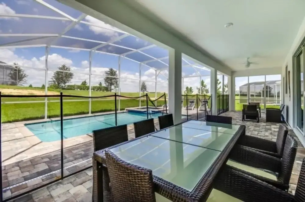 9040sd - 8 Bedroom Villa by Redawning