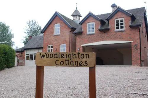 Woodleighton Cottages