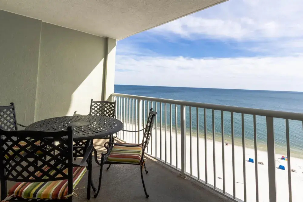 Tradewinds 1103