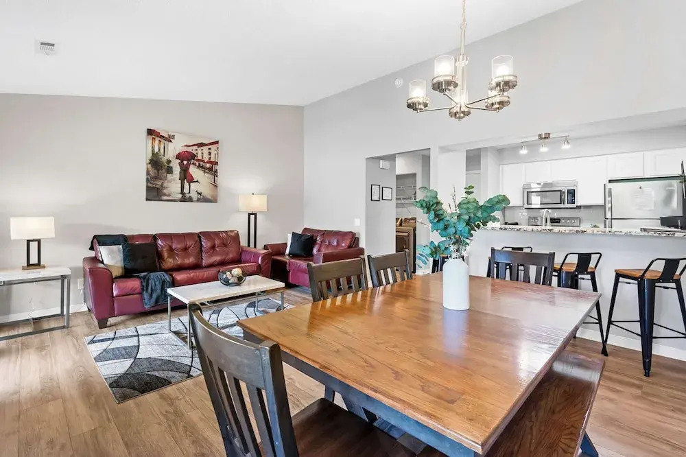 Quittin' Time Stay for 6 With Golf Course Views & Resort Amenities