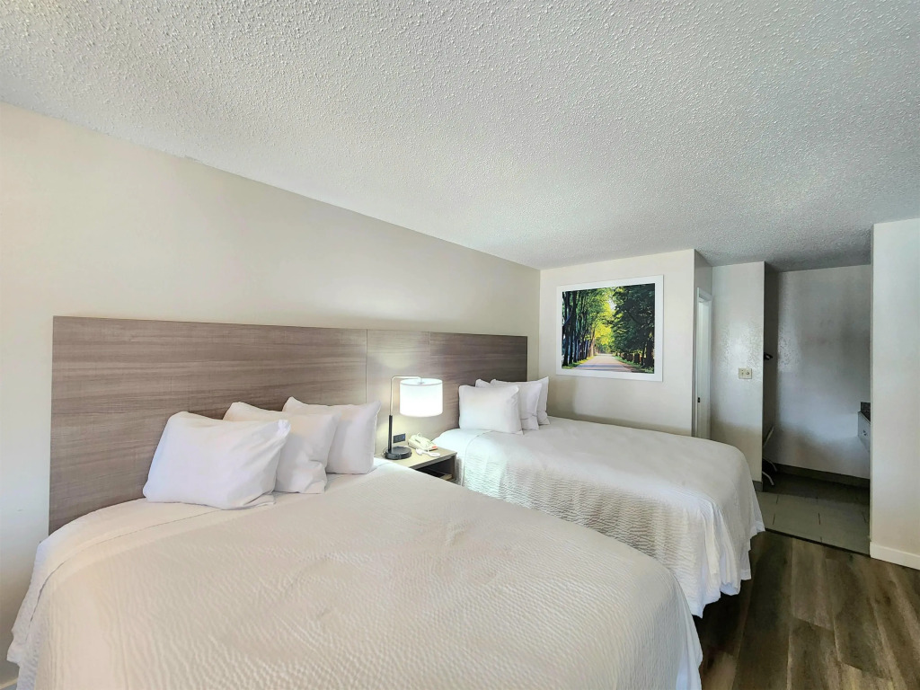 Days Inn by Wyndham San Marcos