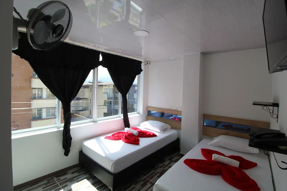 Hotel Pass, Laureles Medellín