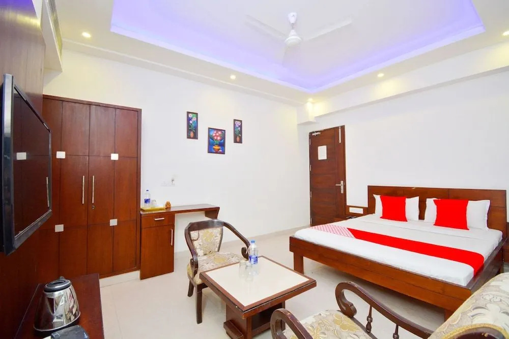 Oyo 43506 Splash The Resorts